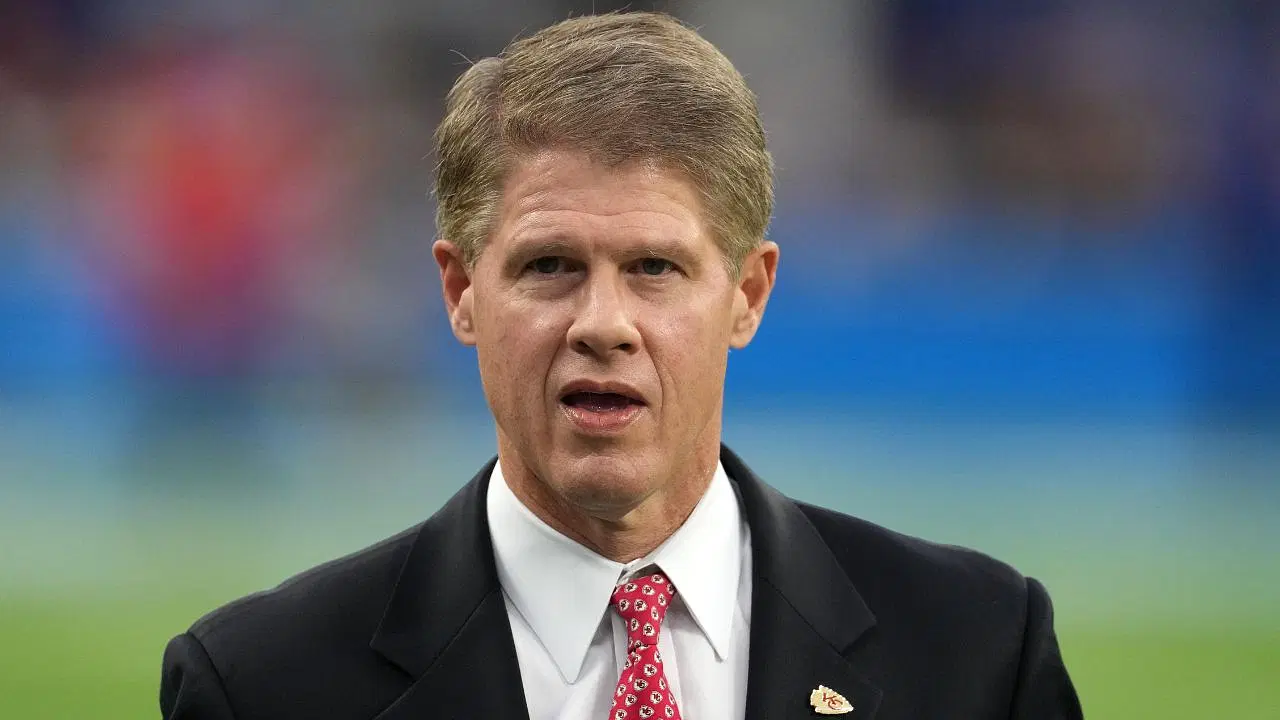 SAD NEWS: Clark Hunt Owner of kanas city chief is Gone……..