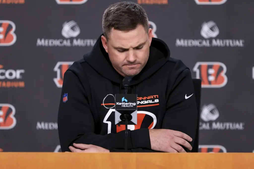 BREAKING NEWS: cincinnati bengals head coach Zac Taylor just confirm that Luke is not his biological son…