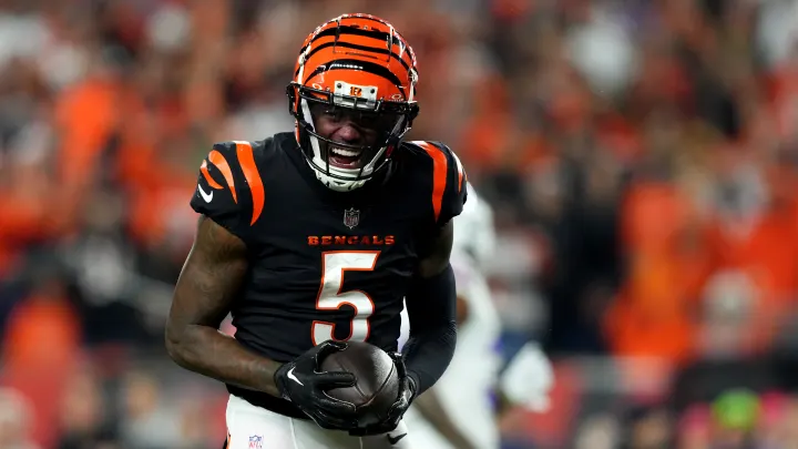 BREAKING NEWS: WR Tee Higgins For the Cincinnati Bengals Agree on a 1-year deal with…….