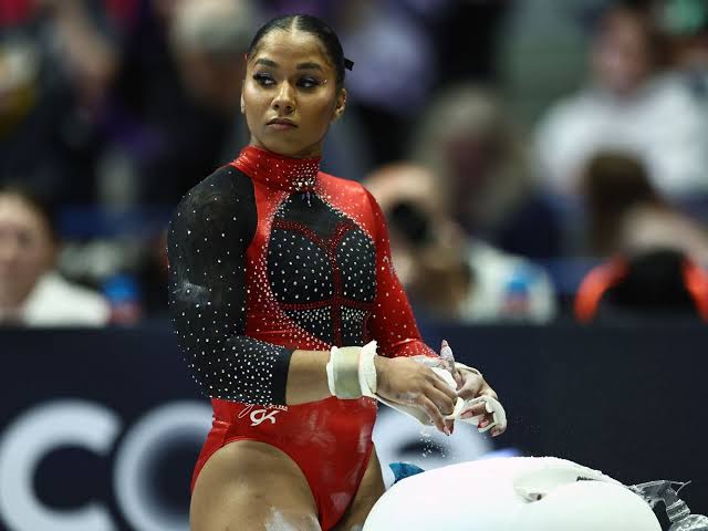 JUST NOW: American gymnast Jordan Chiles lost her bronze medal on floor exercise. What happened?