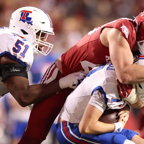 Arkansas offers three transfer targets…