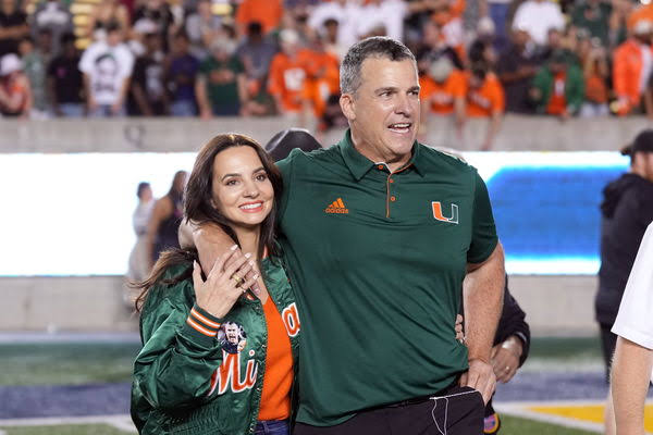 Happy Anniversary 🎉 🎊 Miami hurricanes head coach he and his wife celebrates their 20years of marriage Today…..