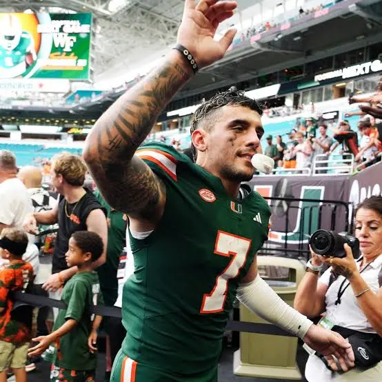 Miami hurricanes reportedly made a mouth-watering $5.5 million NIL offer to South Carolina quarterback Xavier Restrepo, who signed a $2.7 million NIL contract in December 2024, because they thought he would be a suitable Carson Beck replacement. By turning down Georgia’s scholarship, Sellers reaffirmed his intention to play for the Gamecocks during his college career. “I have no plans beyond the University of South Carolina”….