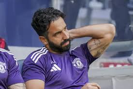 “Incredible” midfielder rejects £20m transfer as Manchester United contemplate possible hijack… Read More